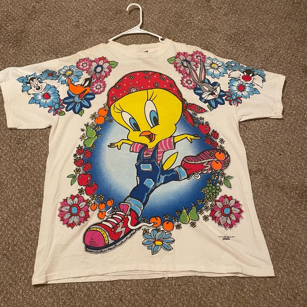 Vintage 1996 Rare Warner bro tweety bird all over print shirt made in the USA
